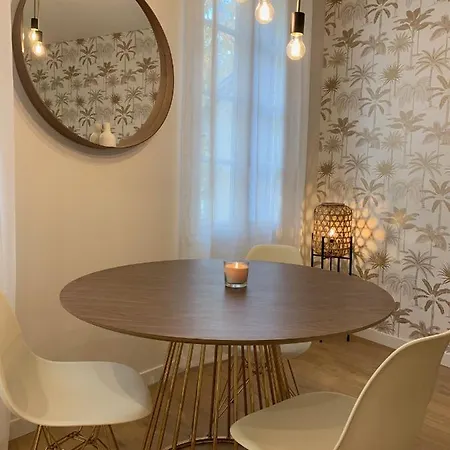 Superbe En Hyper Centre Avec Clim *